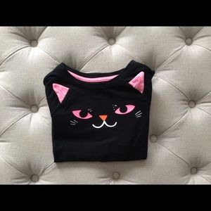 Cat black shirt 🐈‍⬛- Target brand Halloween 🎃 cute cat face shirt